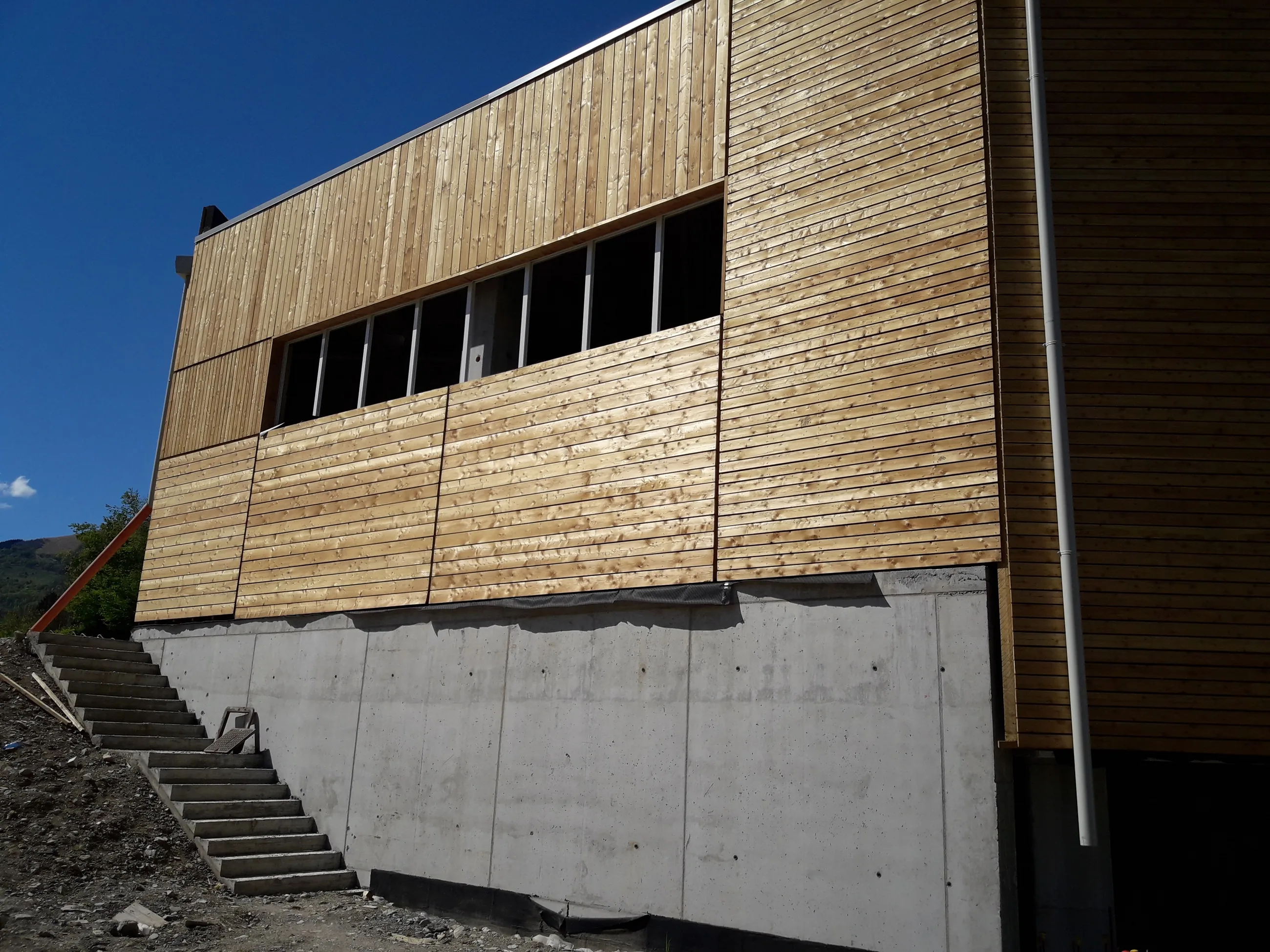 Area ex Orly — San Fedele Intelvi — edificio e strutture dell’area ex orly