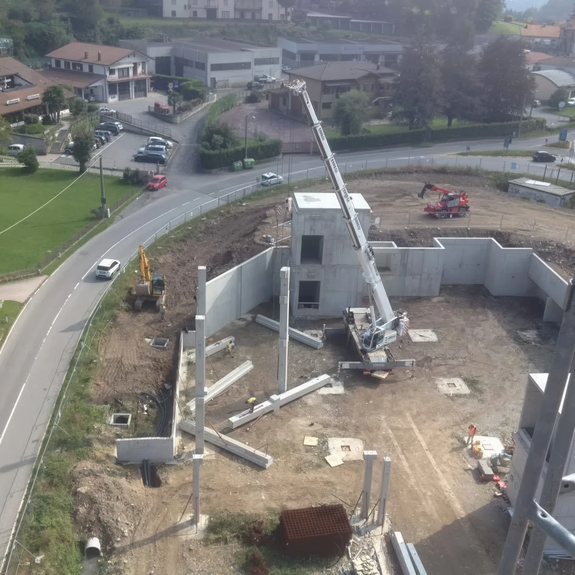 Area ex Orly — San Fedele Intelvi — edificio e strutture dell’area ex orly