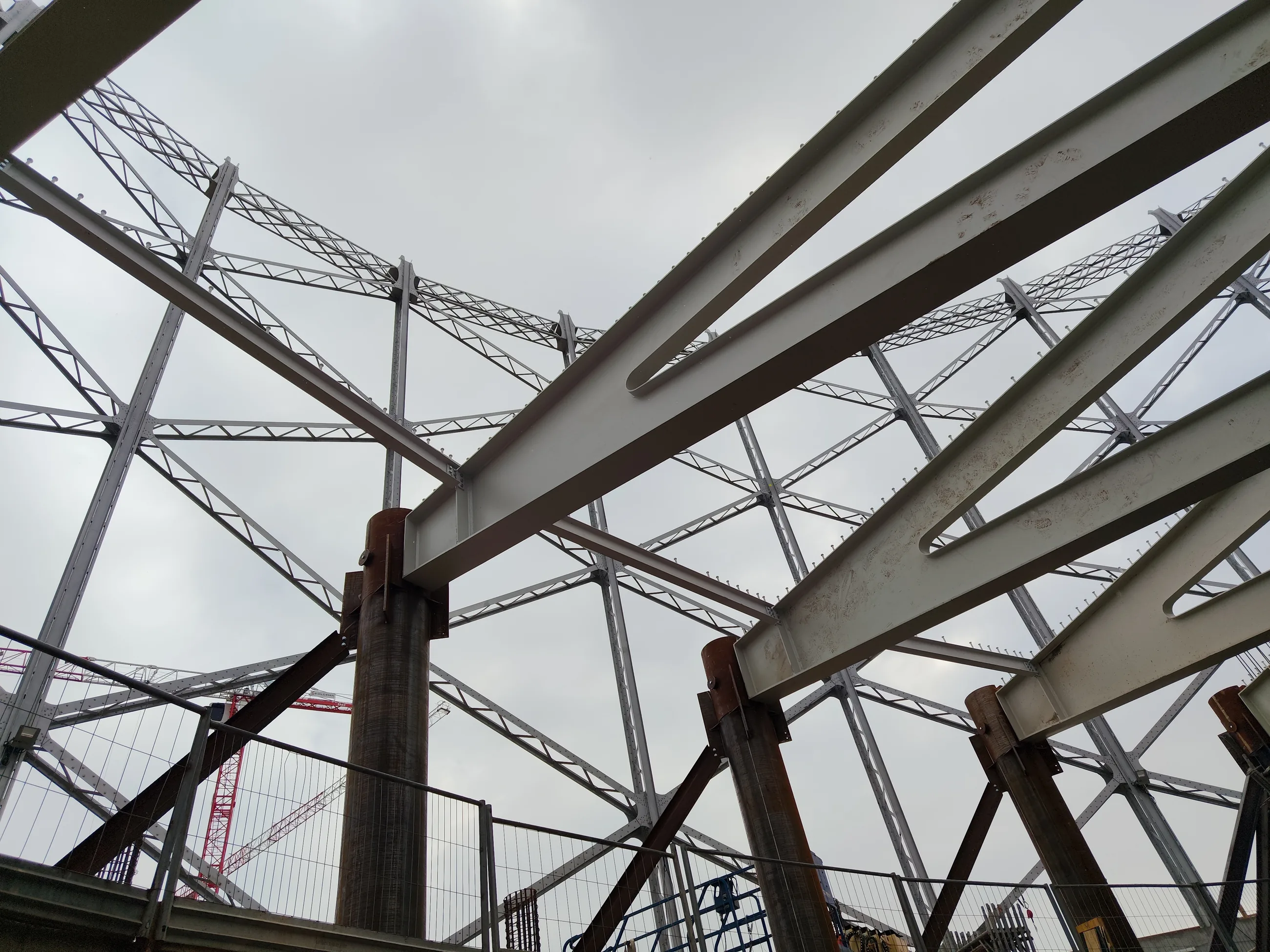 Gasometro — dettaglio delle travi radiali