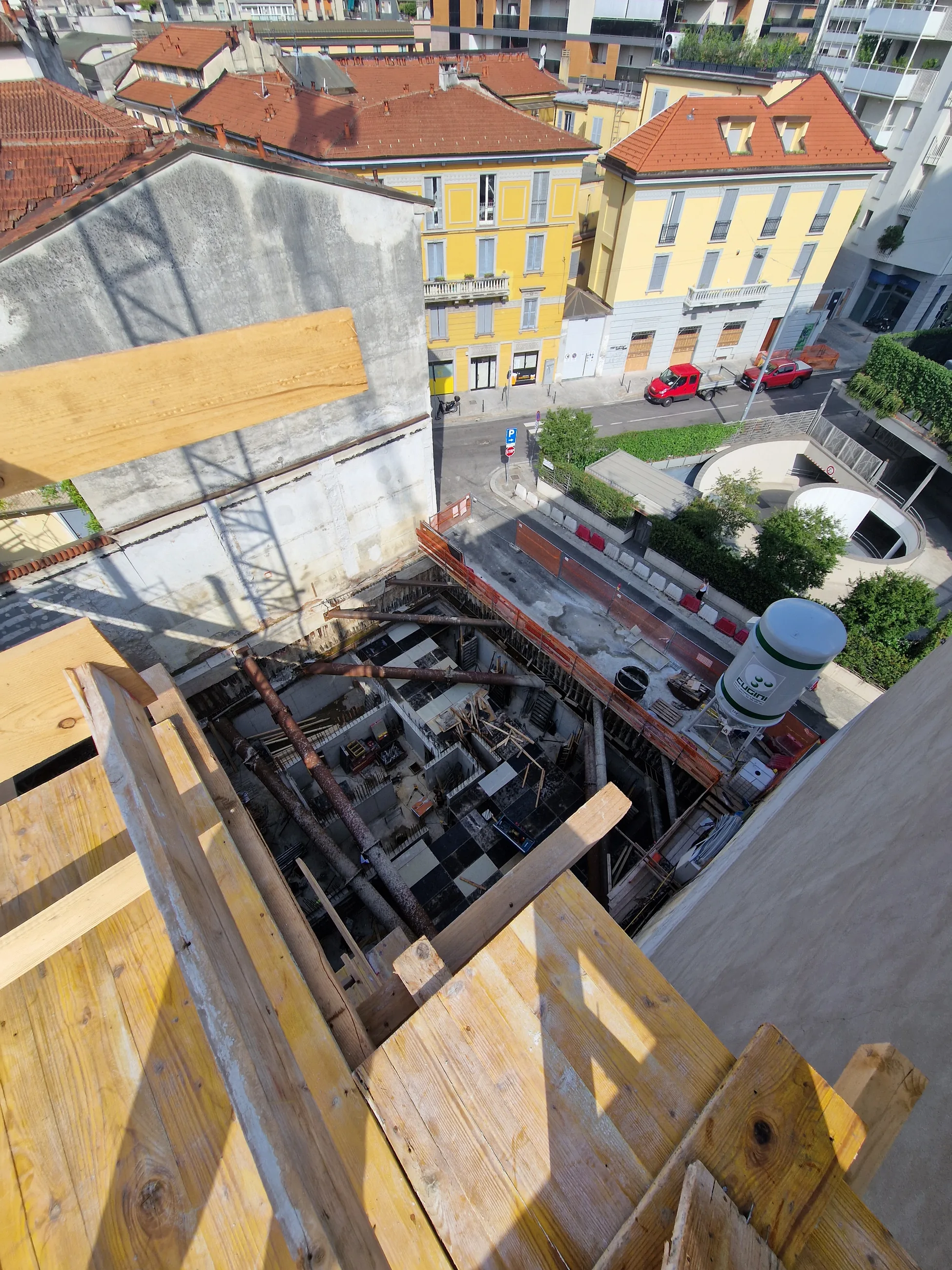 Residenze Via Fioravanti 5 — vista dall’alto del cantiere